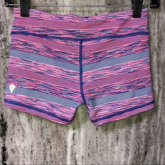Ivivva reversible rhythmic shorts patterned - Picture 4 of 7